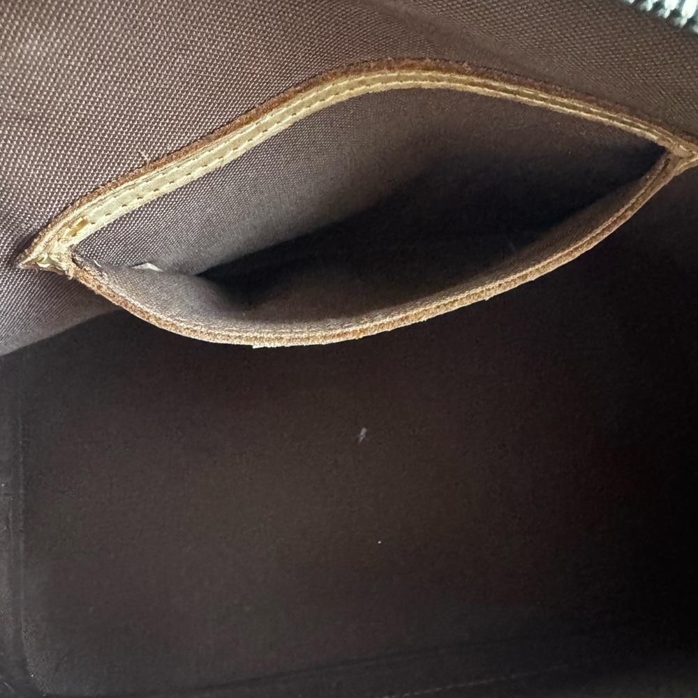 Authentic Louis Vuitton bag - Picture 12 of 14